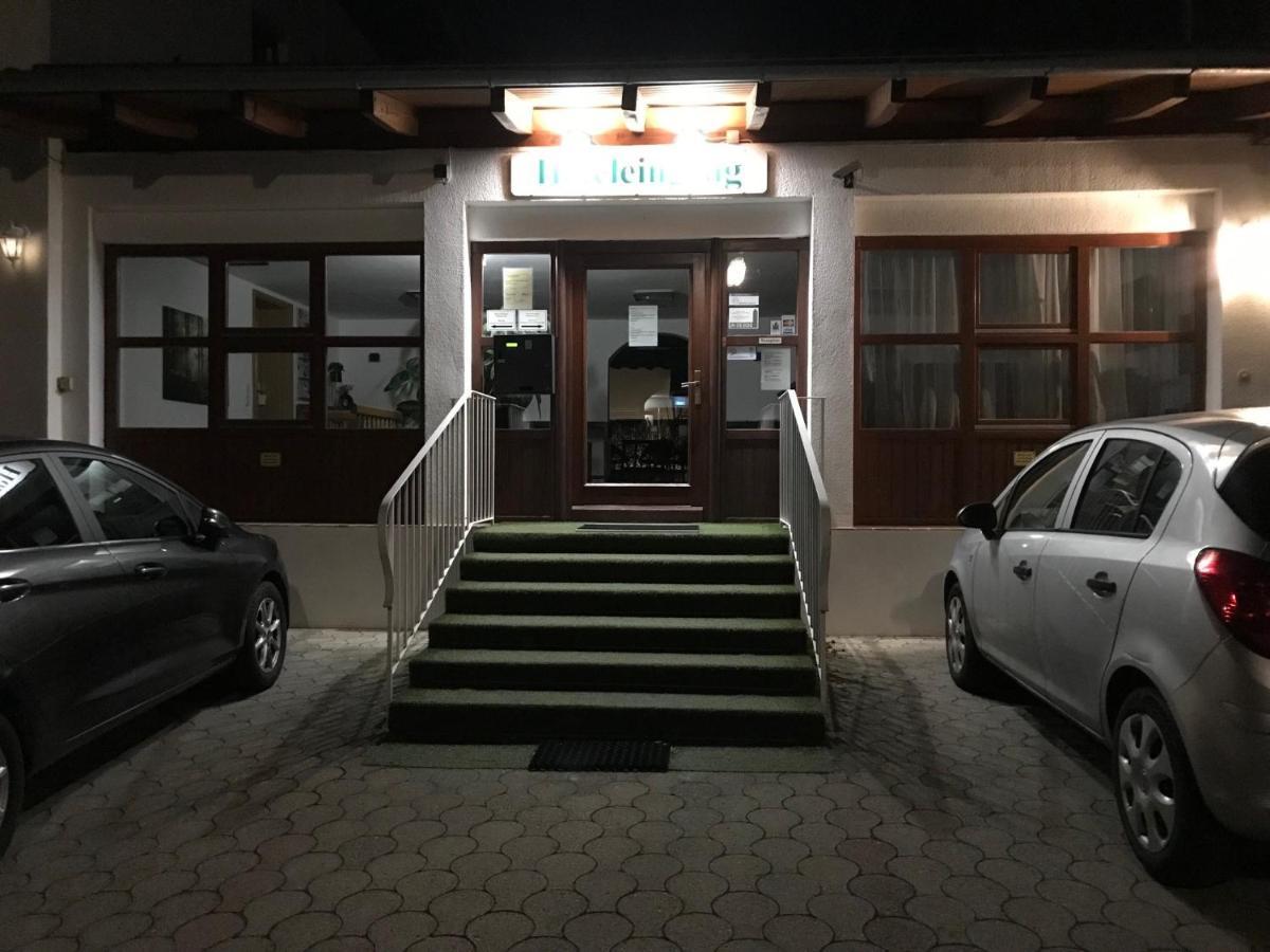 Abendruhe Hotel - Kontaktloser Check In โอเบอร์ฮาคิง ภายนอก รูปภาพ