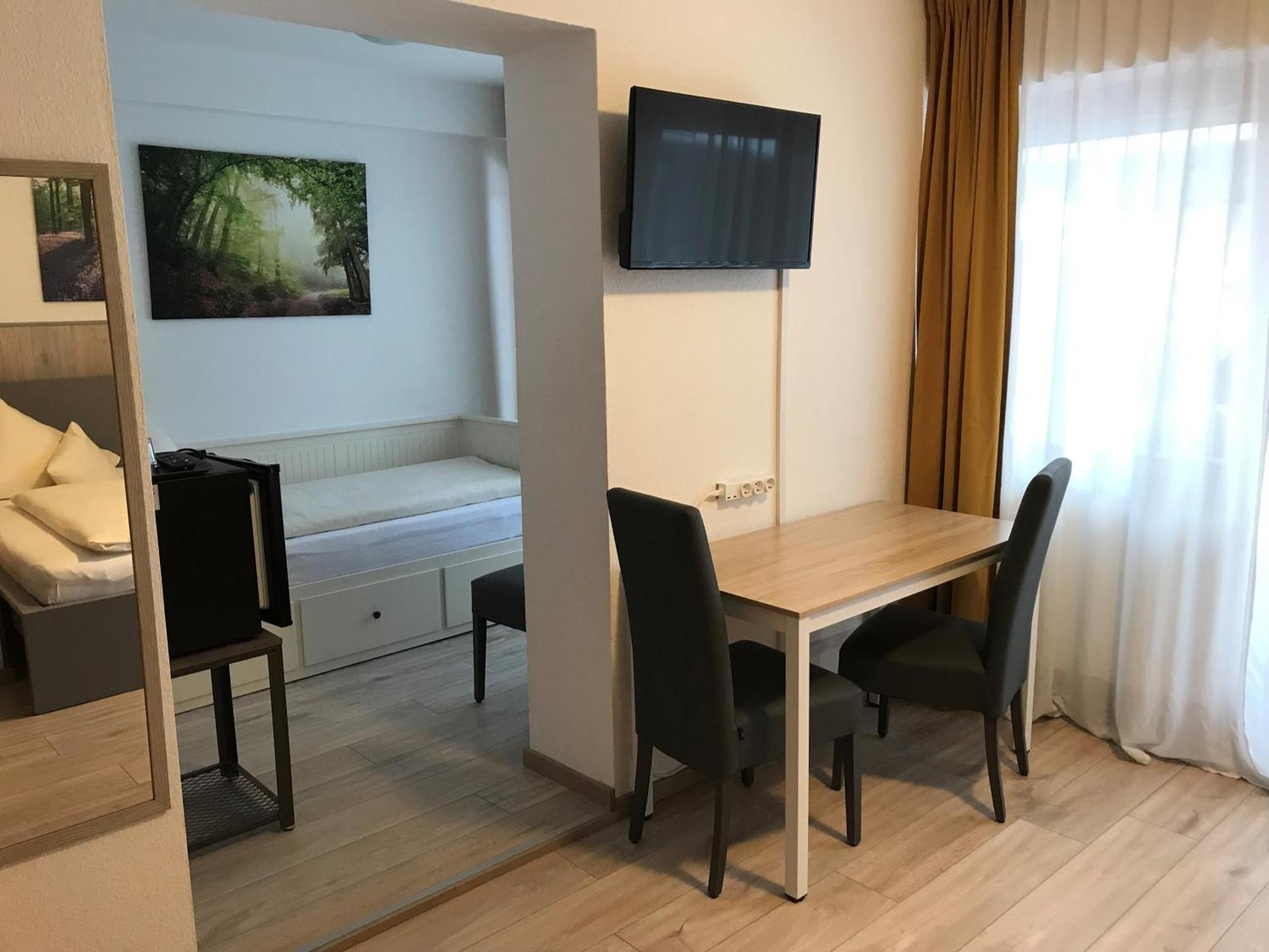 Abendruhe Hotel - Kontaktloser Check In โอเบอร์ฮาคิง ภายนอก รูปภาพ
